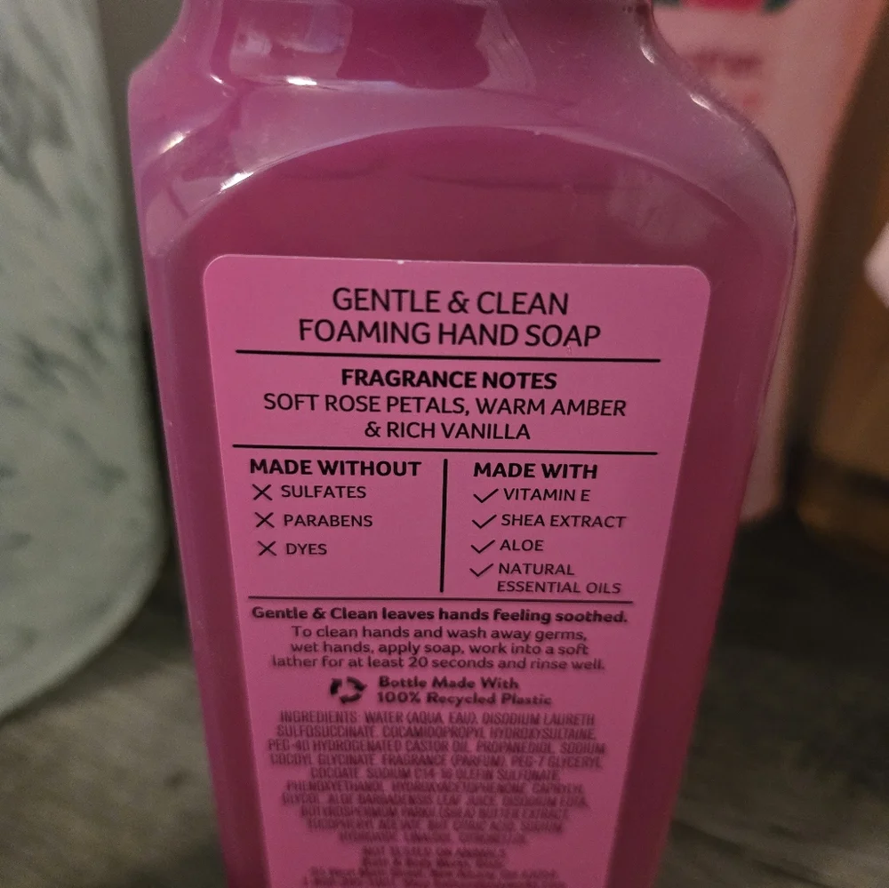 Rose Body Care Set - Picture 4 of 5